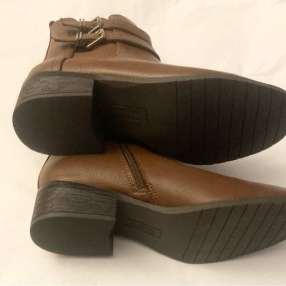 Kenneth Cole Salt Biker Womens Faux Leather Block Heel Ankle Boots Size 8 NEW - Picture 4 of 11